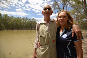 Anne Atkinson and her father teaching on Bangerang :Yorta Yorta Country DSC_8643